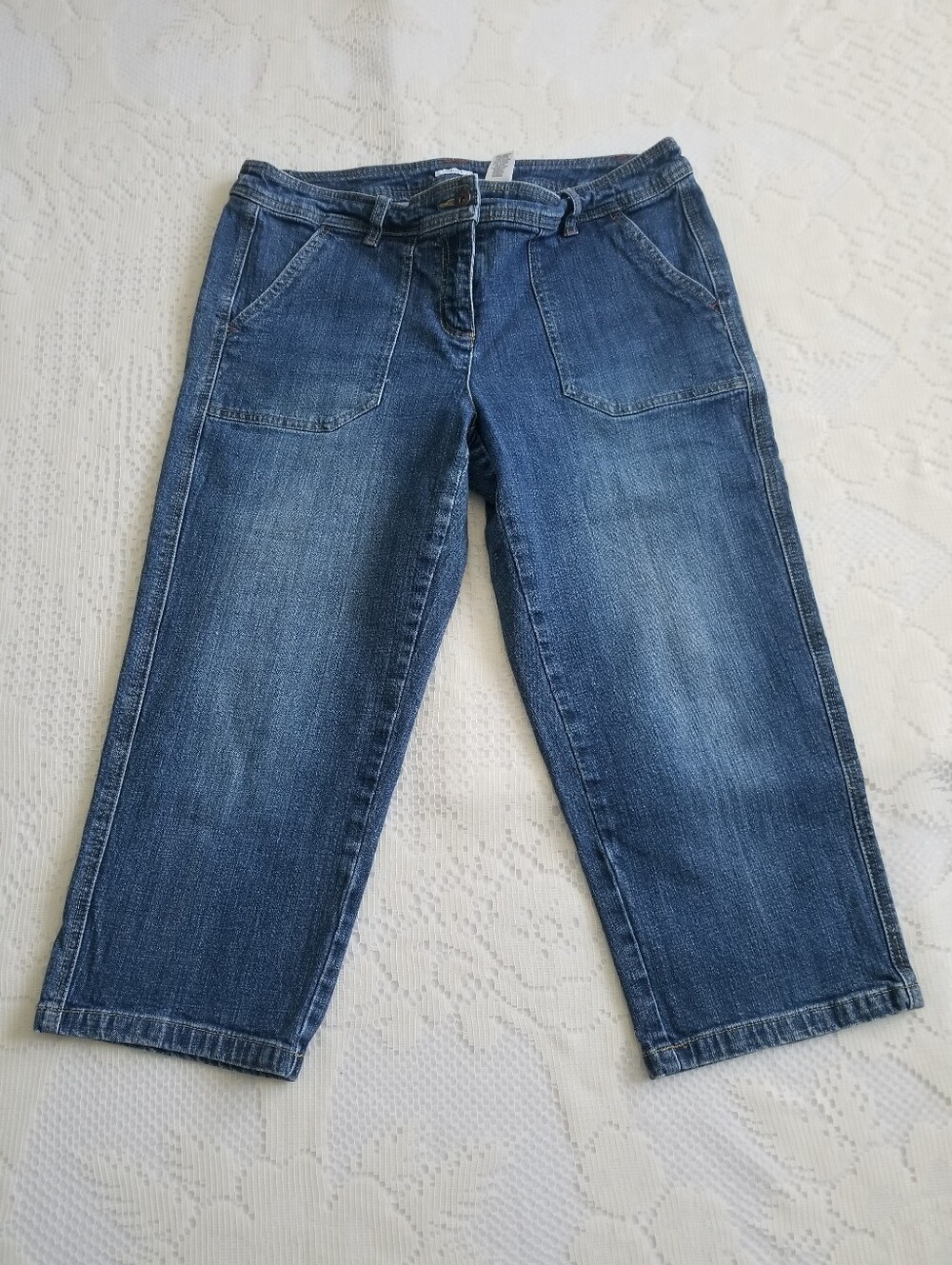 Liz & Co. Stretch Blue Denim Capri Jeans Size 12